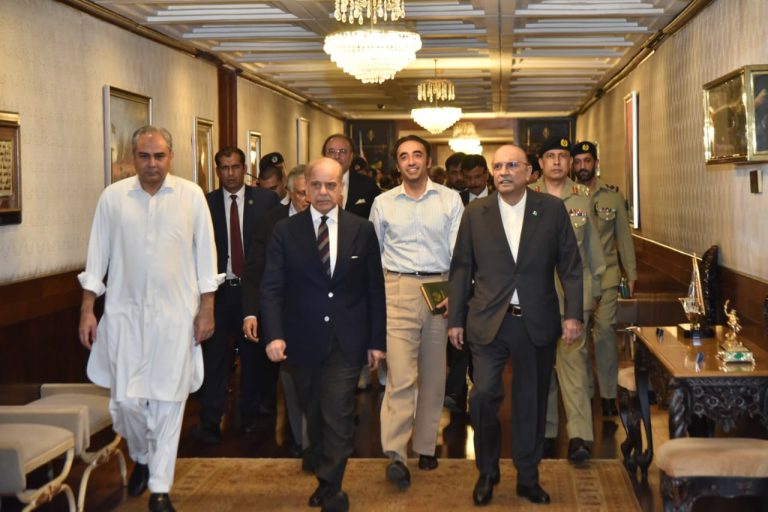 Zardari, Sharif, Bilawal Hold Security Talks at Presidency